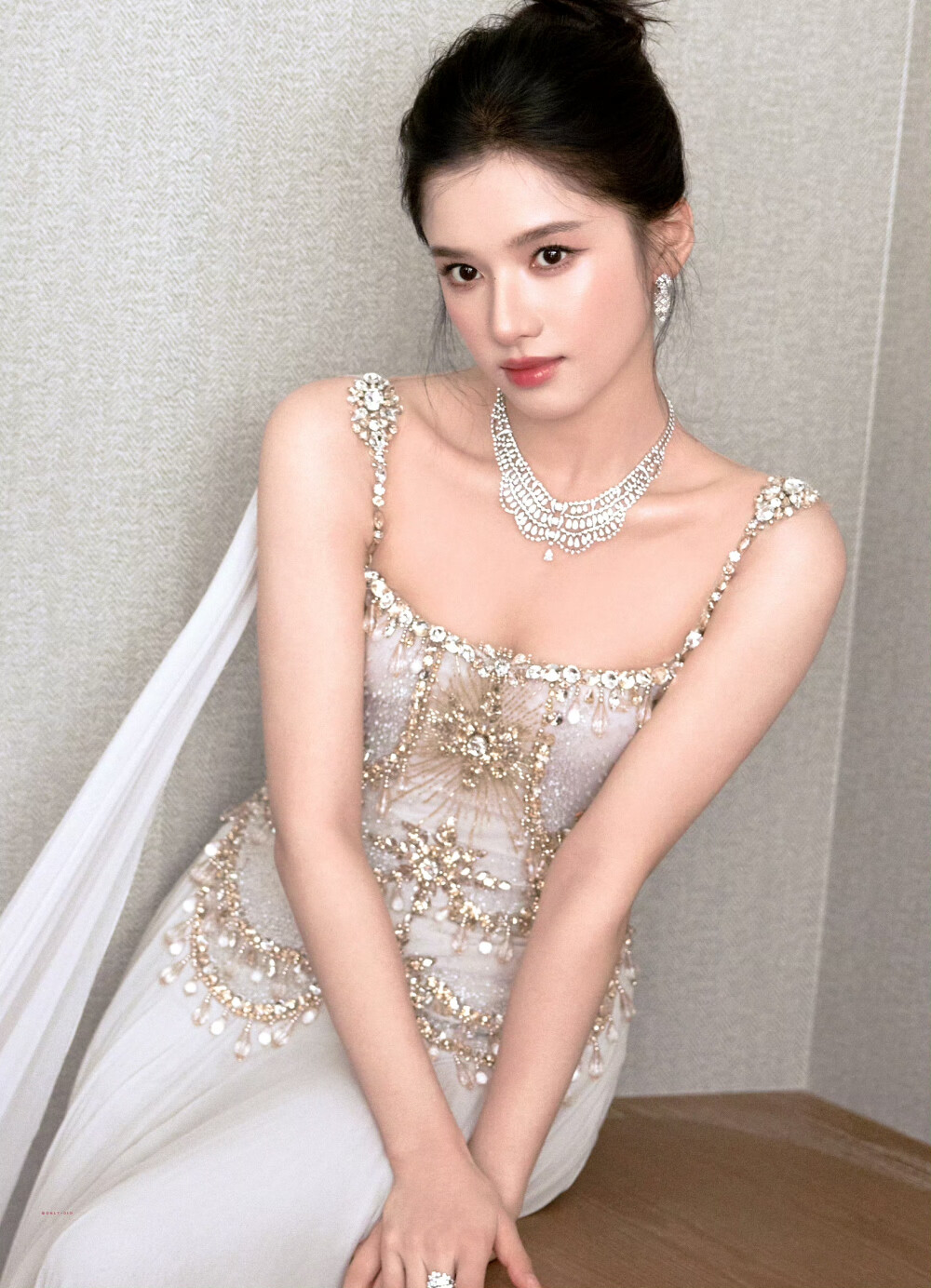 张婧仪