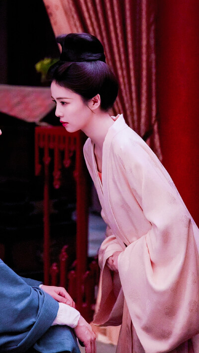 莫离