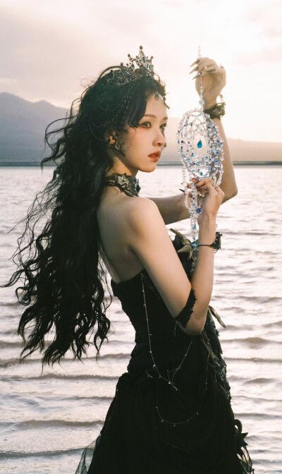 陈都灵