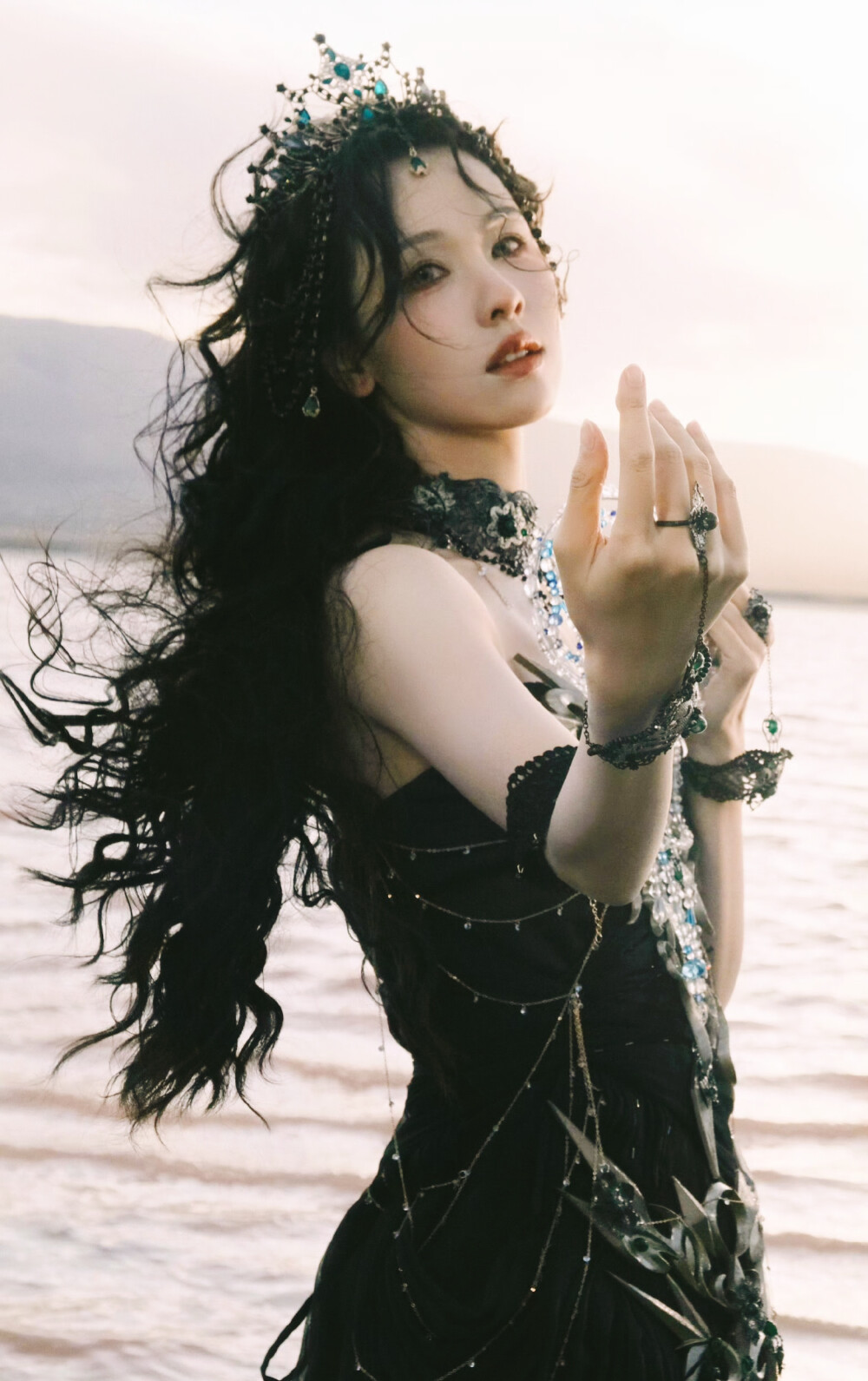 陈都灵