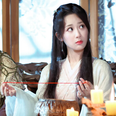 杨紫 
