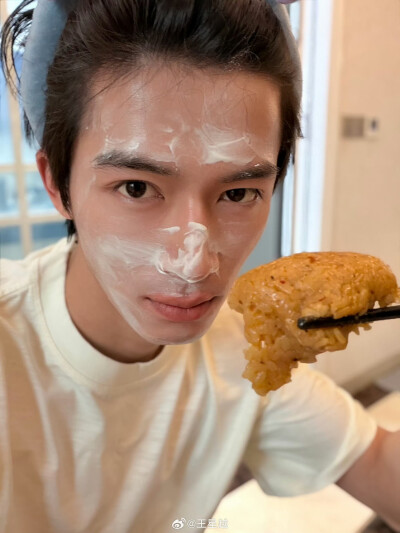 王星越