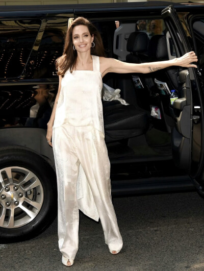 Angelina Jolie