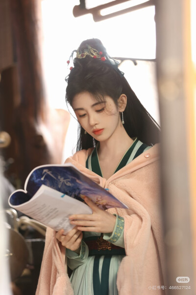 鞠婧祎