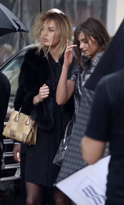 Taylor Hill, Romee Strijd