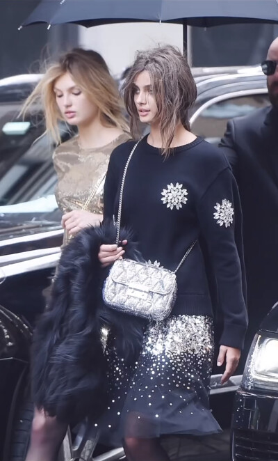 Taylor Hill, Romee Strijd