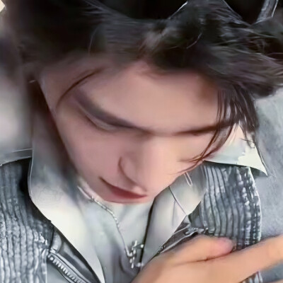 师哥你也知道自己很可爱吧