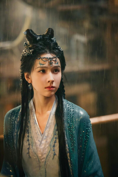 陈都灵