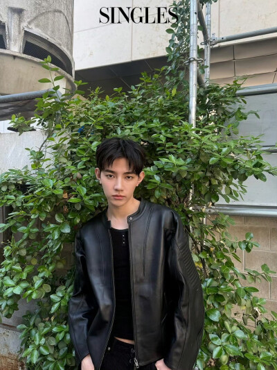 章昊