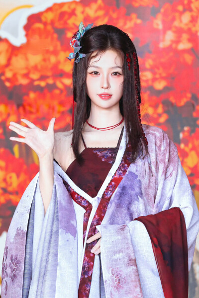 虞书欣
