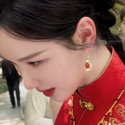 你说什么，我便做什么，师命不敢违，妻命更加不敢违