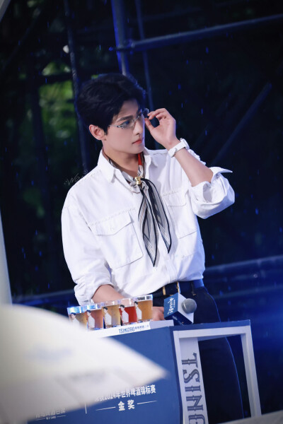 杨洋