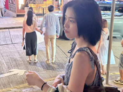 申留真INS更新