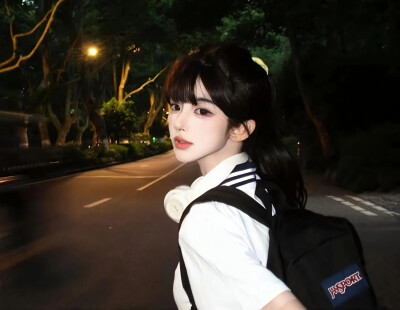 机智张