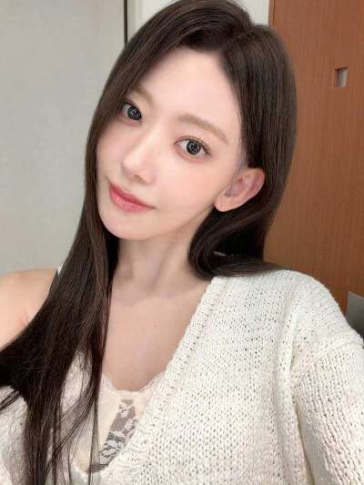宮脇咲良INS更新