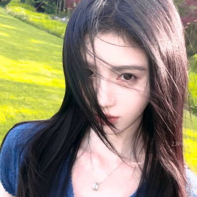 鞠婧祎
