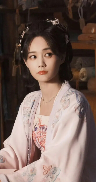 李一桐《云秀行》范云