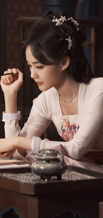 李一桐《云秀行》范云