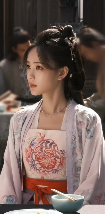 李一桐《云秀行》范云