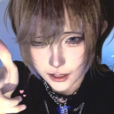 wink