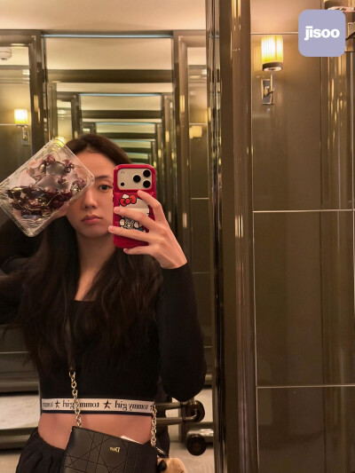 Jisoo