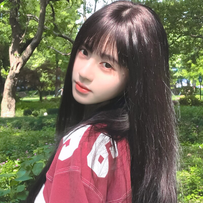 鞠婧祎