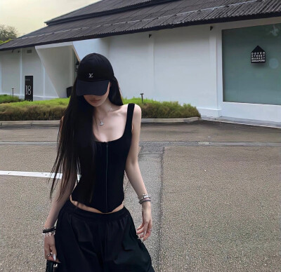 女头