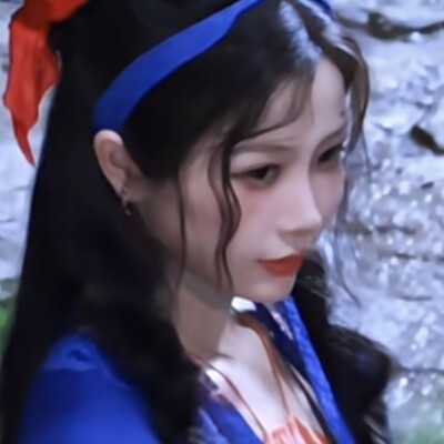 这妆造真美死了