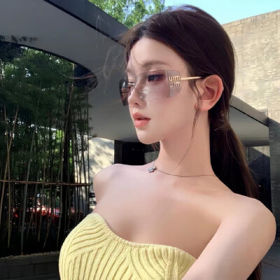 女头
