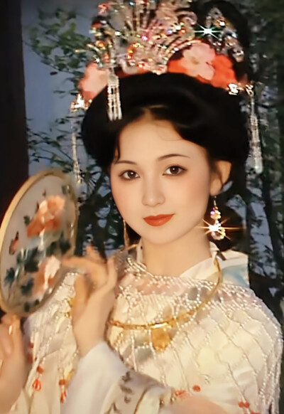 爱不释手