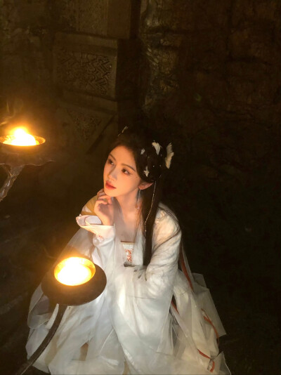 鞠婧祎