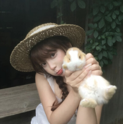 ⦁✣⦁