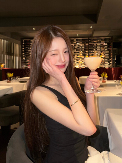张元英 wonyoung