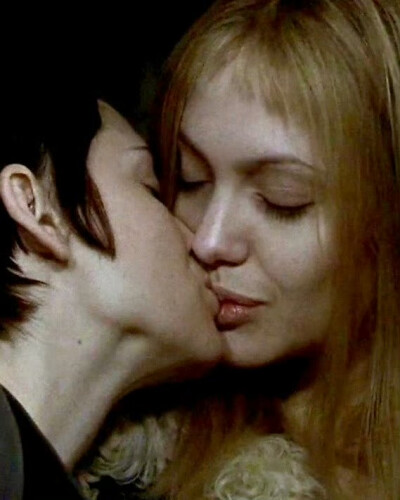 Angelina Jolie, Winona Ryder