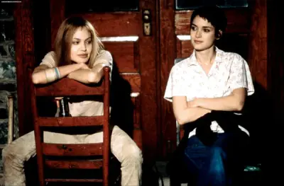 Angelina Jolie, Winona Ryder