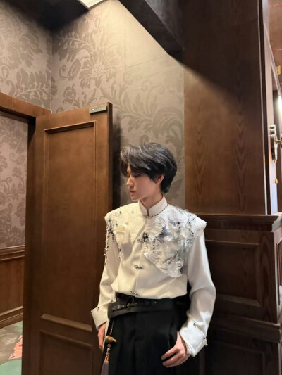 张真源