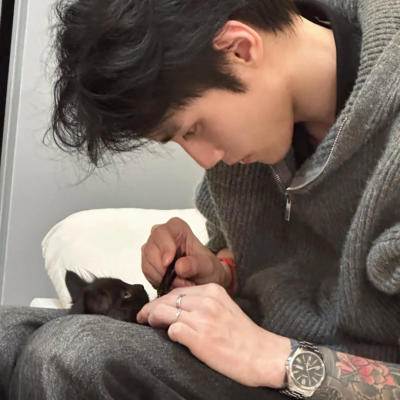 头像丨男头 命运反复考验
