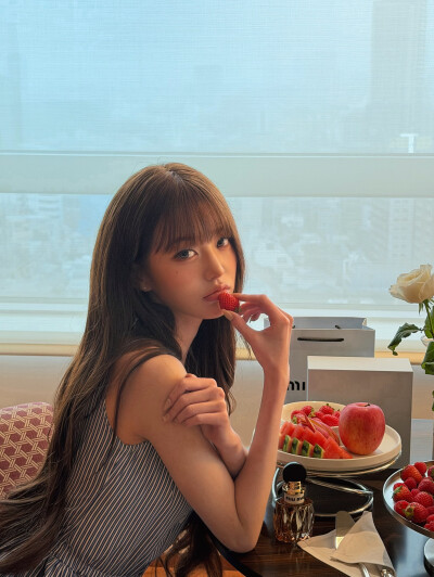 张元英 wonyoung