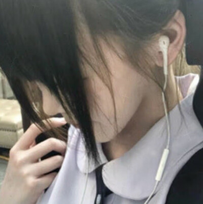 许仙哭容