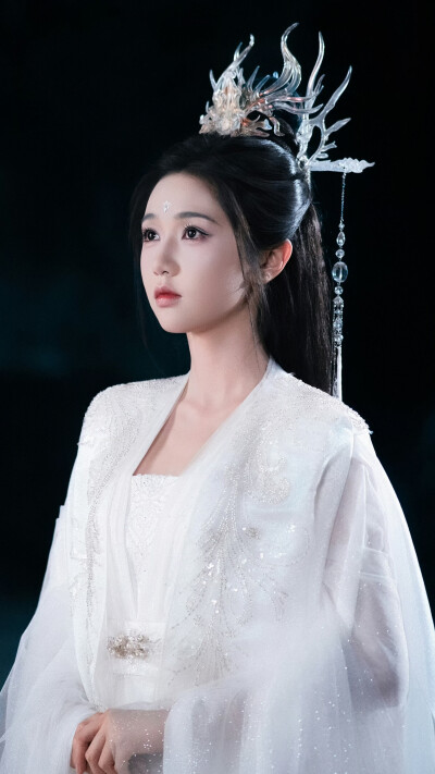 岳雨婷