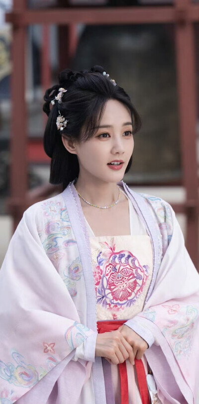 李一桐《云秀行》范云