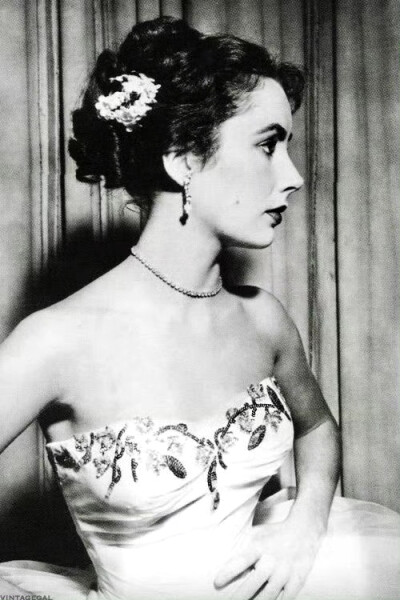 Elizabeth Taylor ​​​