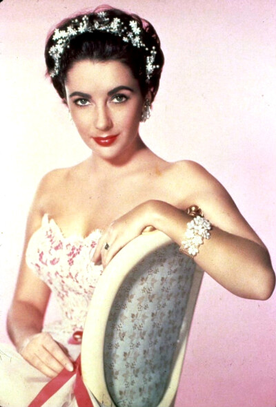 Elizabeth Taylor ​​​