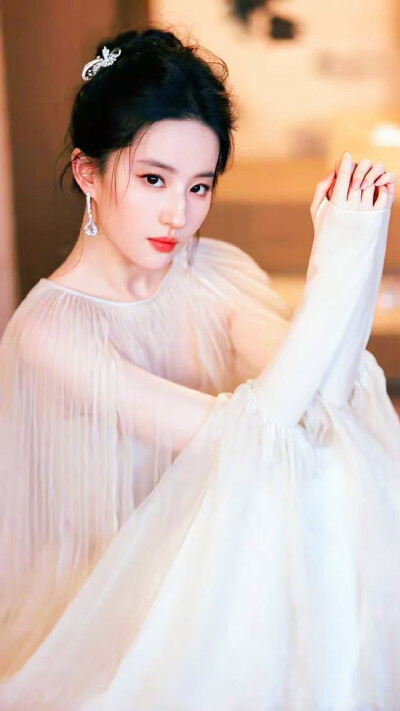 刘亦菲