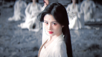 鞠婧祎｜露芜衣