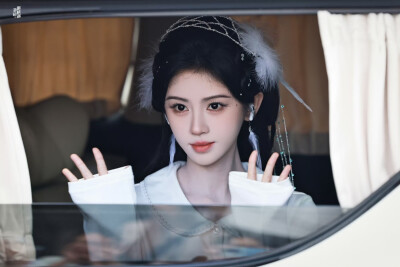 鞠婧祎