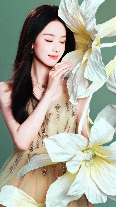 陈都灵