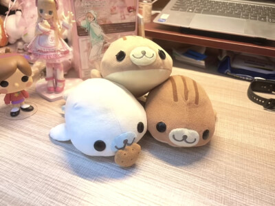 (･∞･ﾐэ )Э