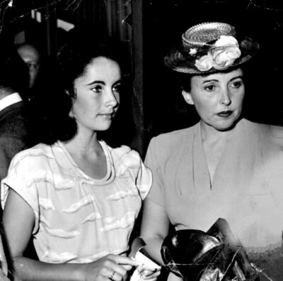 Elizabeth Taylor ​​​