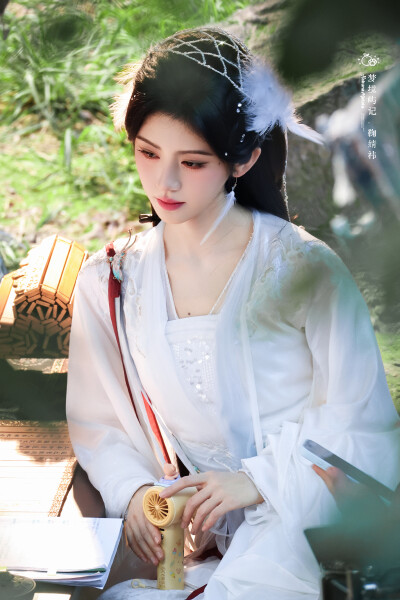 鞠婧祎